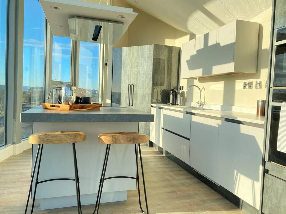 Luxury Converted Water Tower In Flockton Villa Emley Ngoại thất bức ảnh